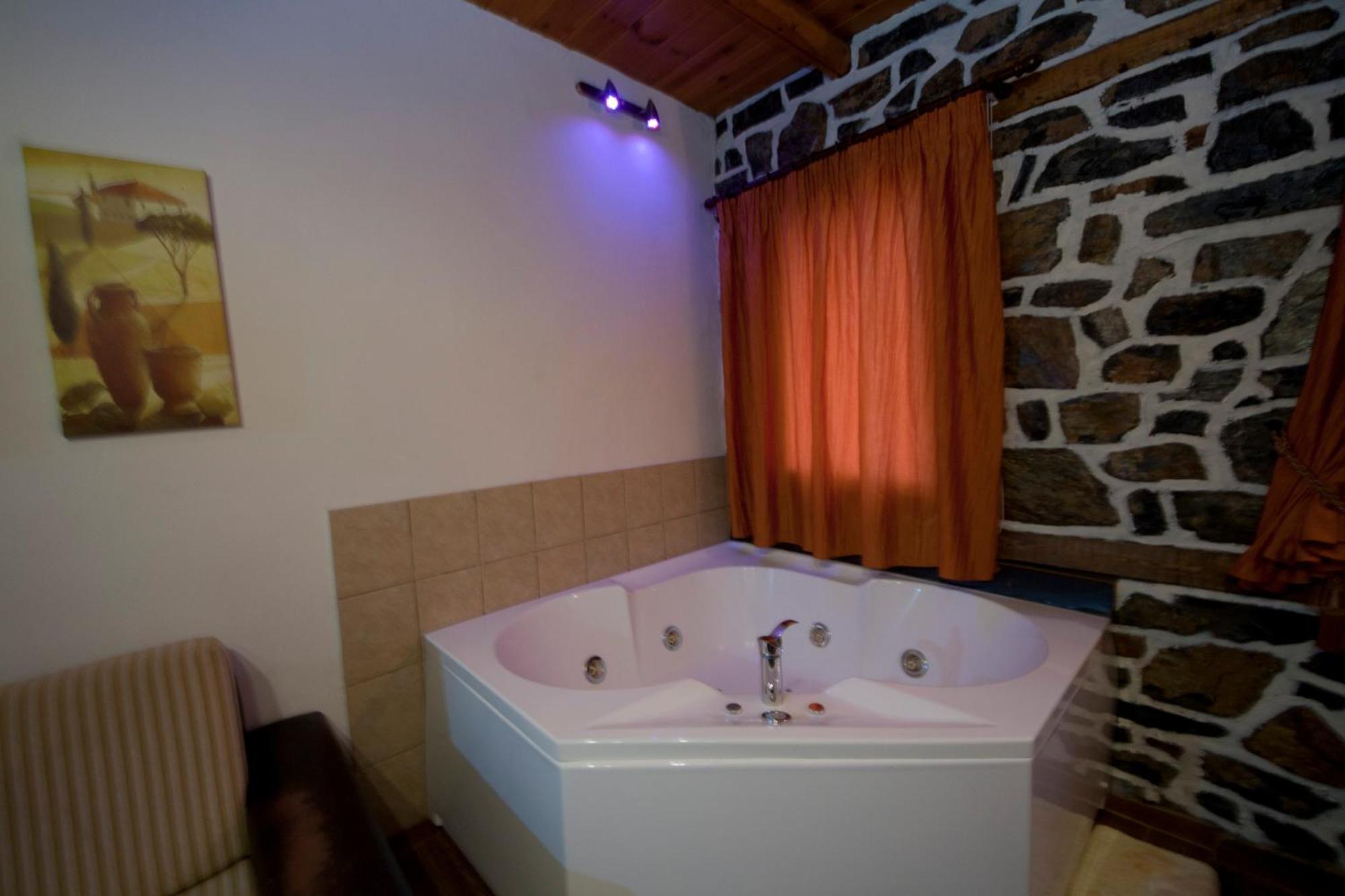 Traditional Guesthouse Siantsis Palaiós Ájos Athanásios Eksteriør bilde