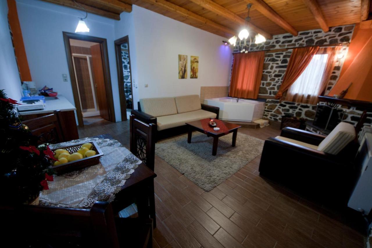 Traditional Guesthouse Siantsis Palaiós Ájos Athanásios Eksteriør bilde
