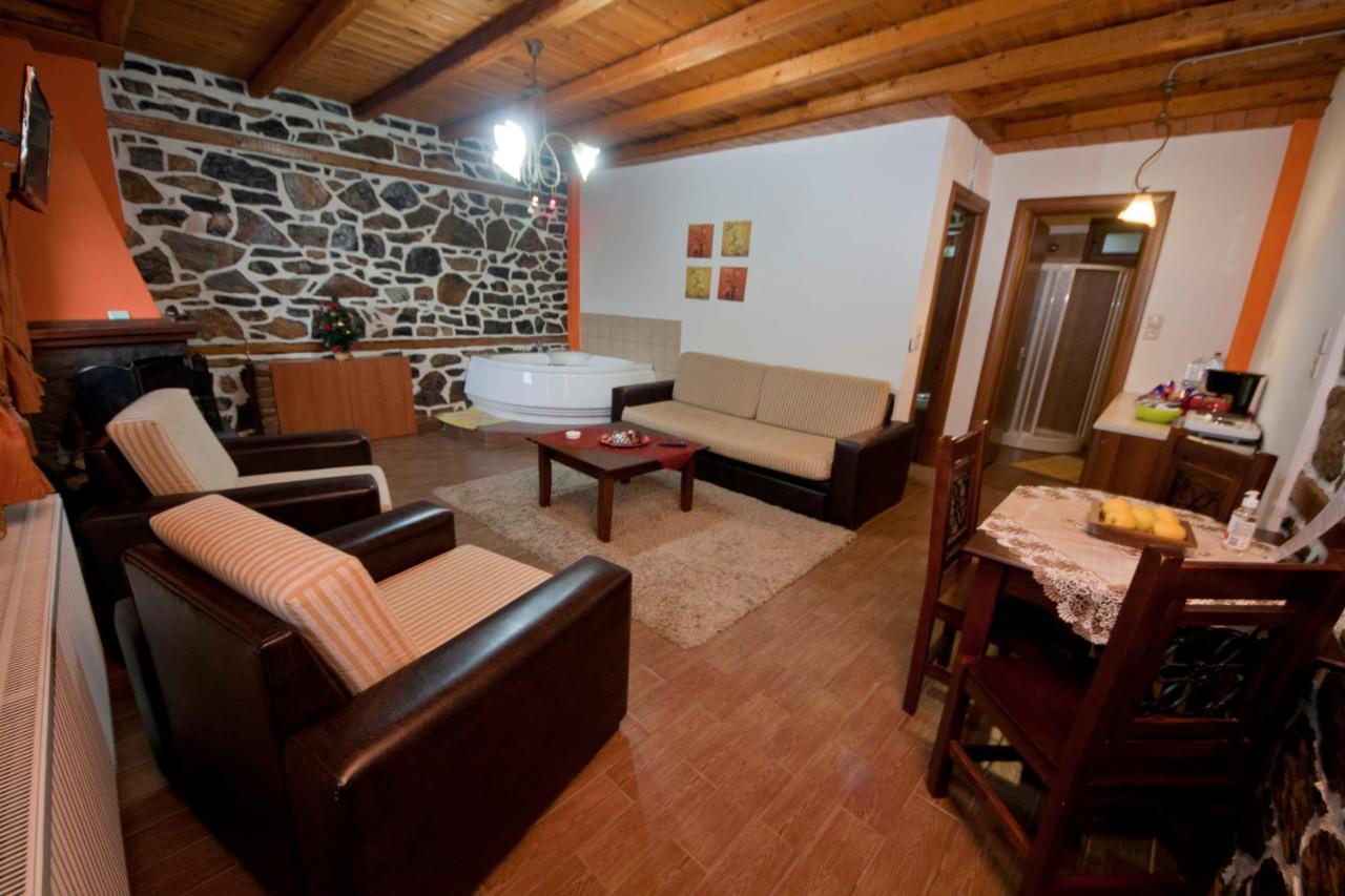Traditional Guesthouse Siantsis Palaiós Ájos Athanásios Eksteriør bilde