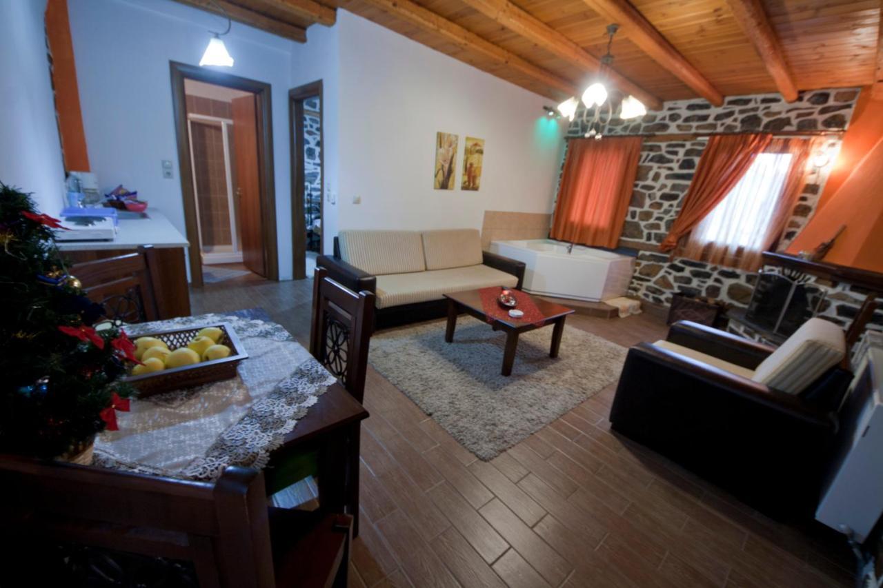 Traditional Guesthouse Siantsis Palaiós Ájos Athanásios Eksteriør bilde
